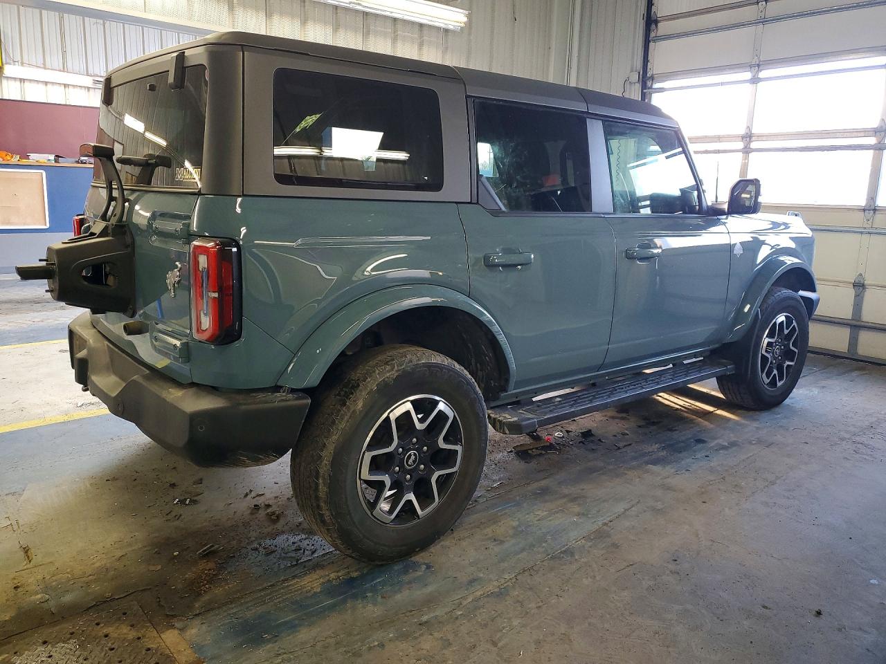 Ford Bronco Base
