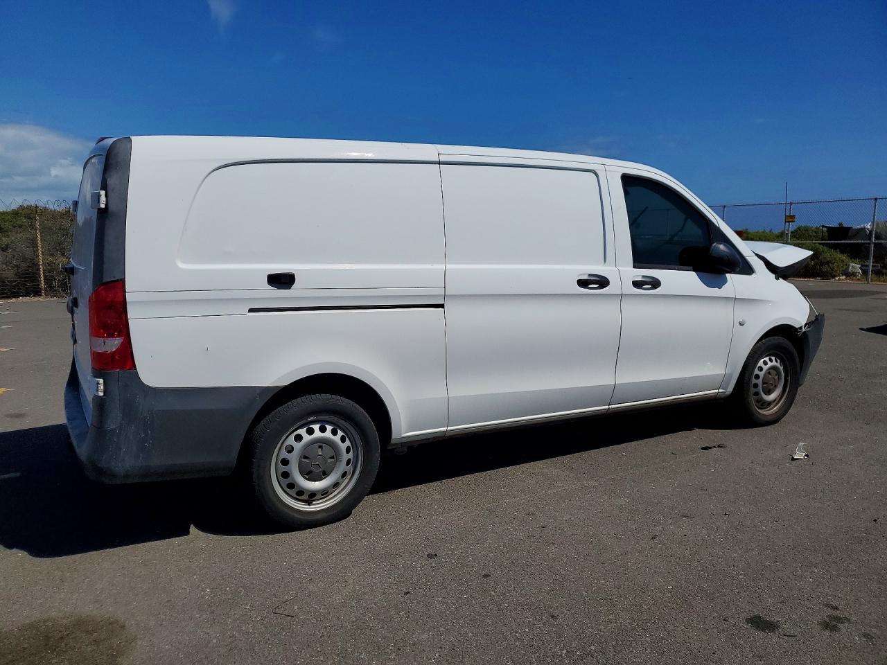 Mercedes-Benz Metris
