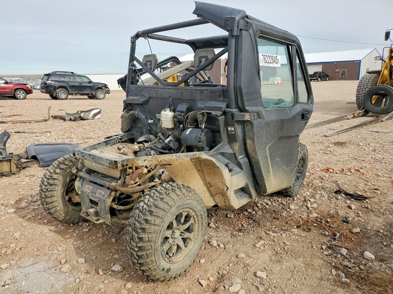 Can-Am Defender