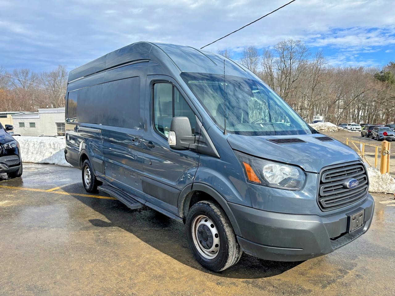 Ford Transit T-250