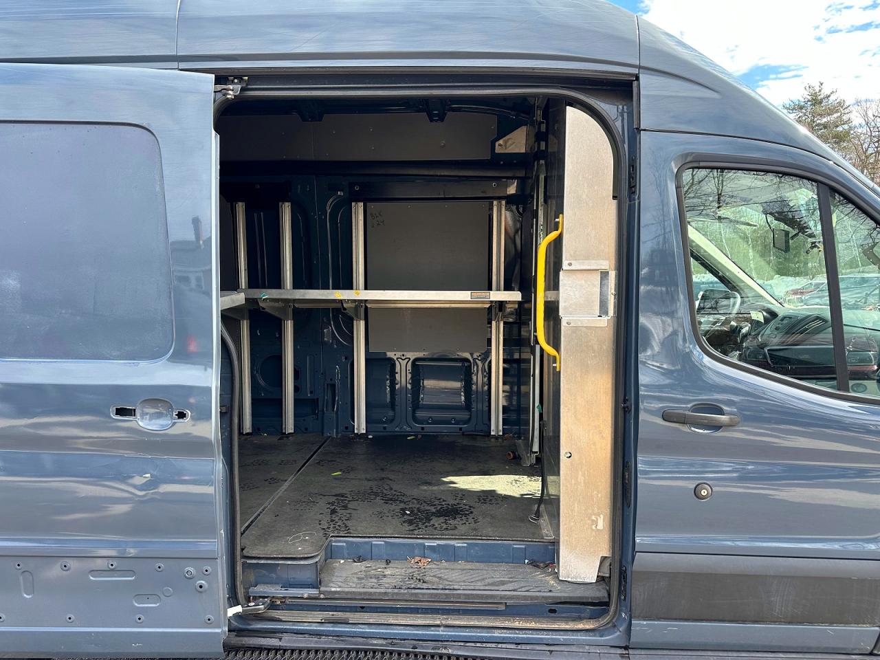 Ford Transit T-250