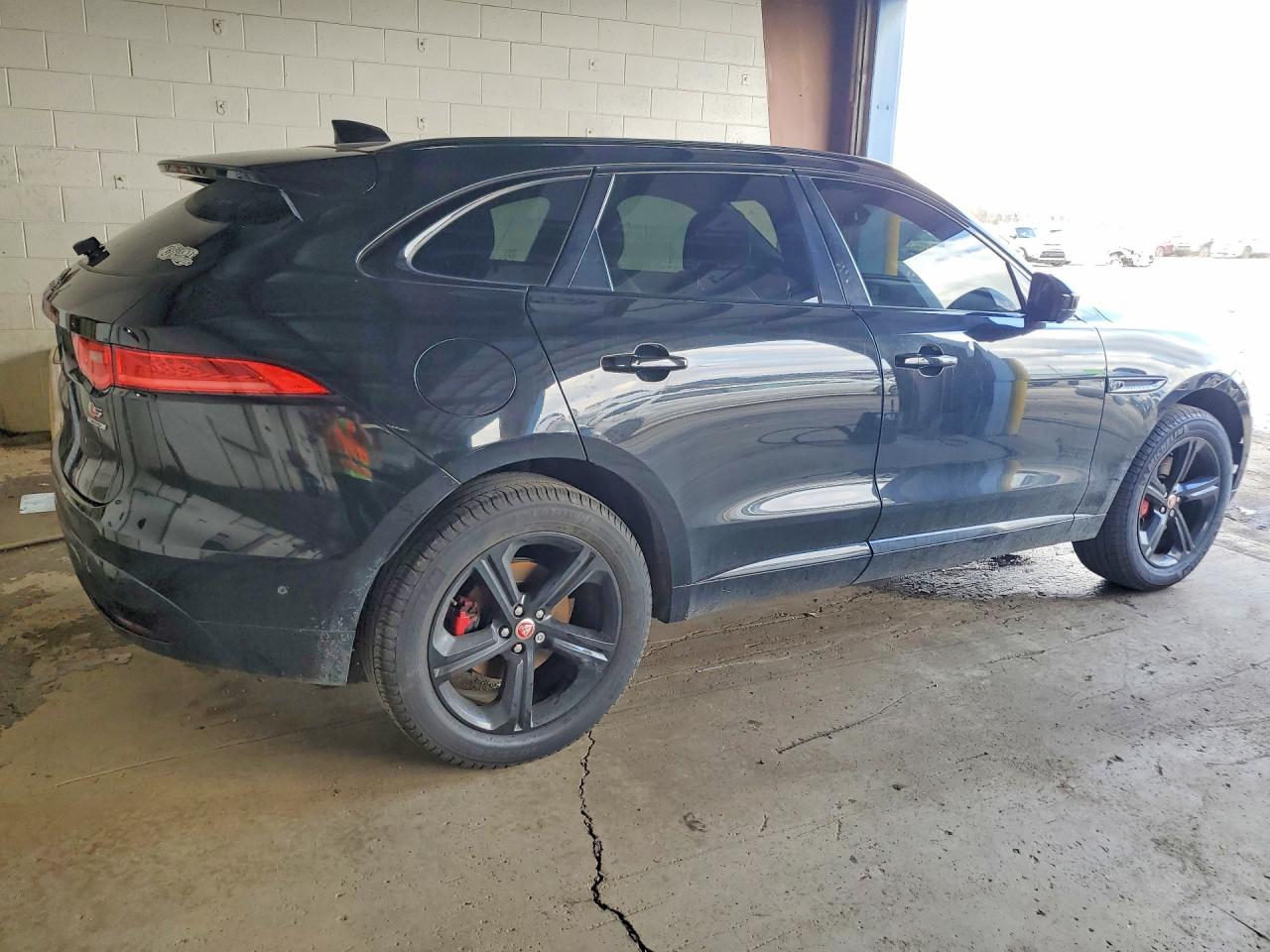 Jaguar F-PACE S