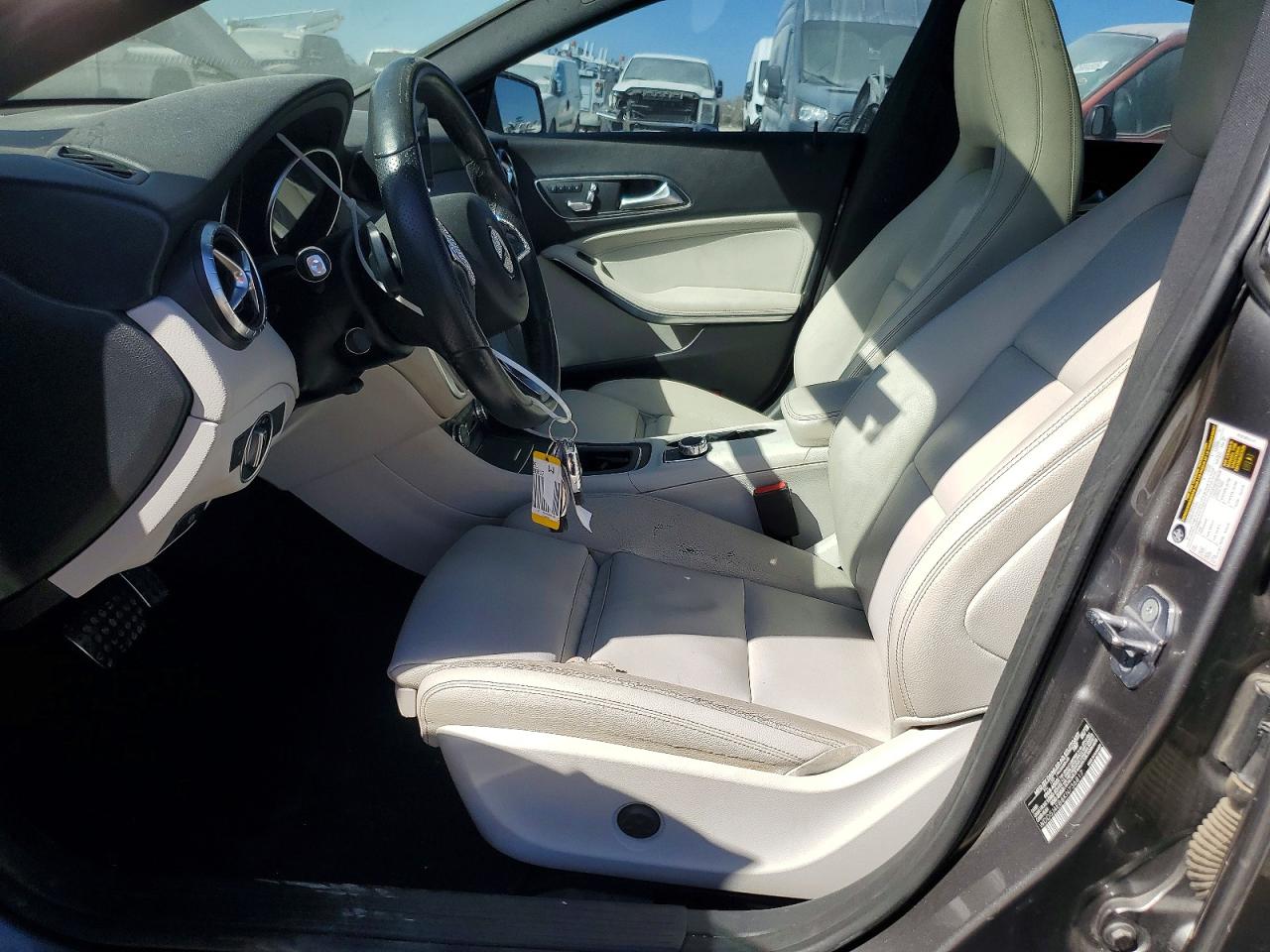Mercedes-Benz Cla-class 250