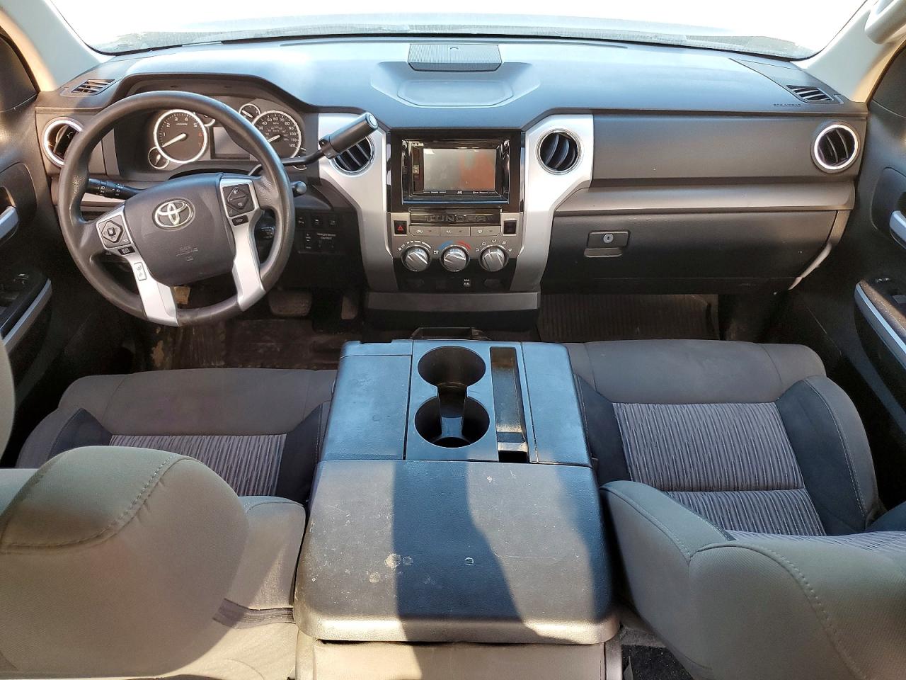Toyota Tundra Sr5