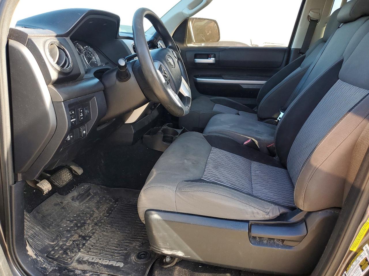 Toyota Tundra Sr5