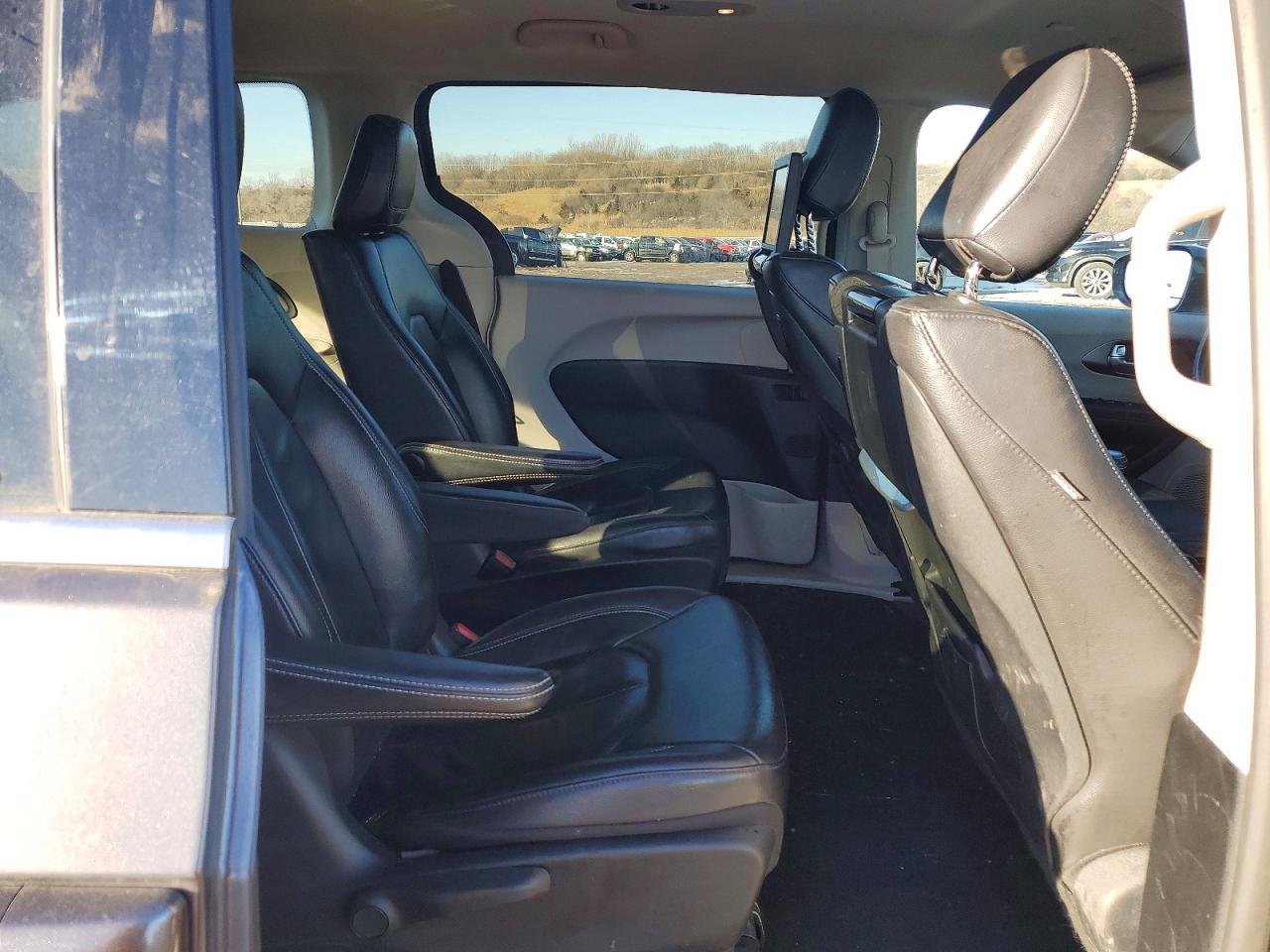 Chrysler Pacifica