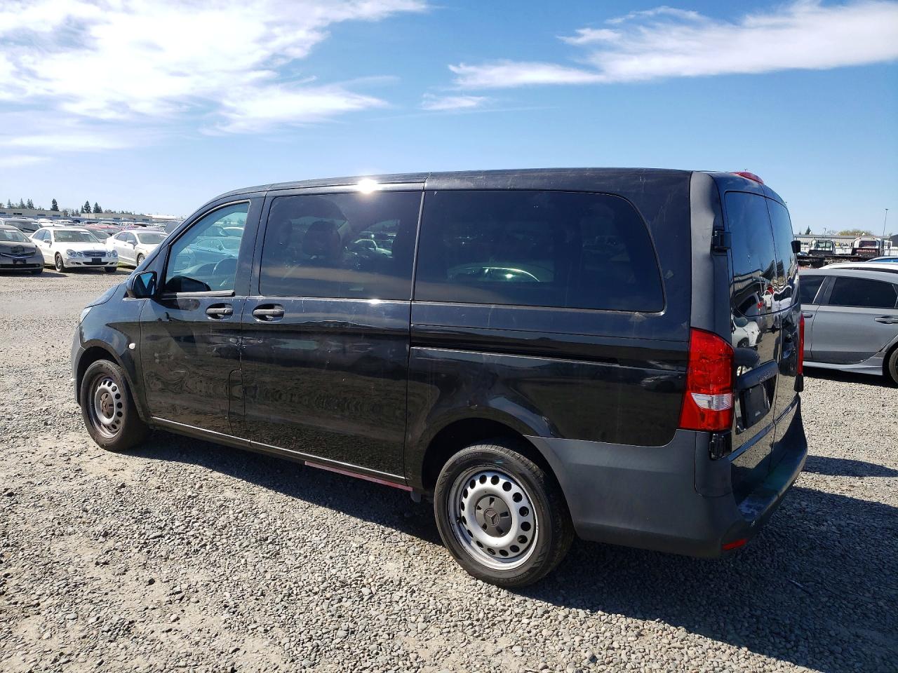 Mercedes-Benz Metris