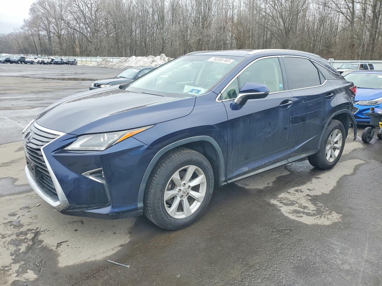 Salvage Lexus RX Image