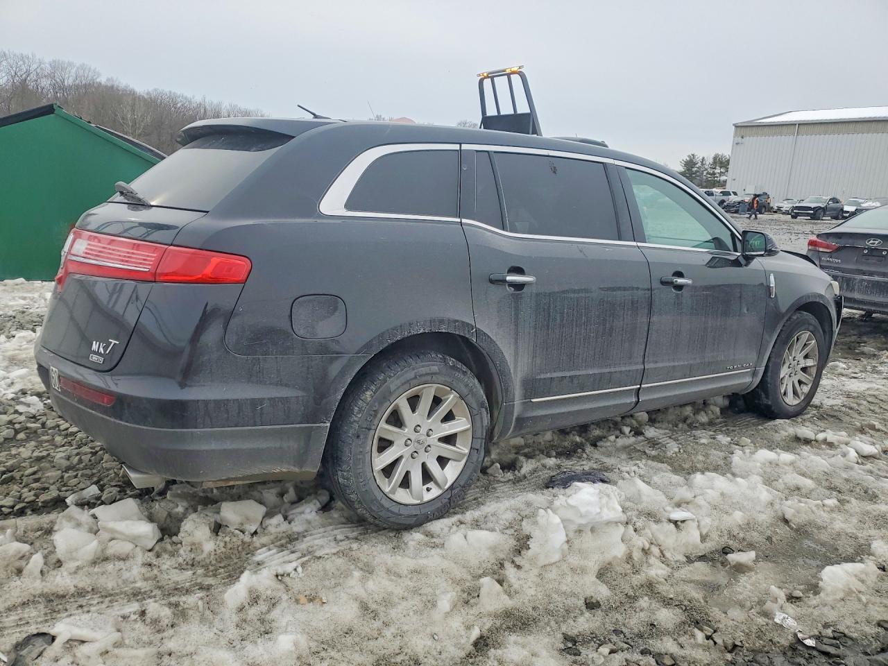 Lincoln MKT