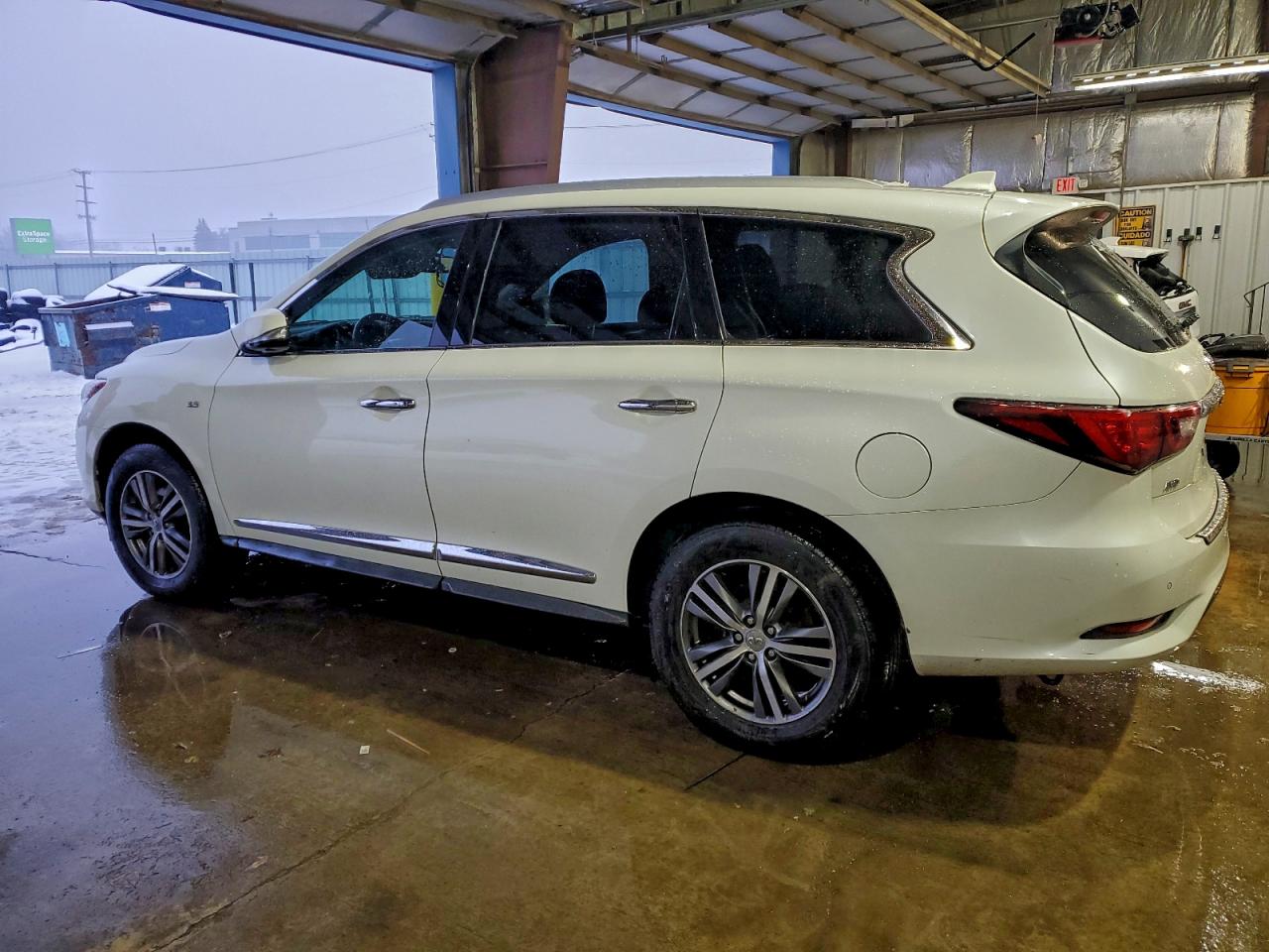 INFINITI Qx Luxe