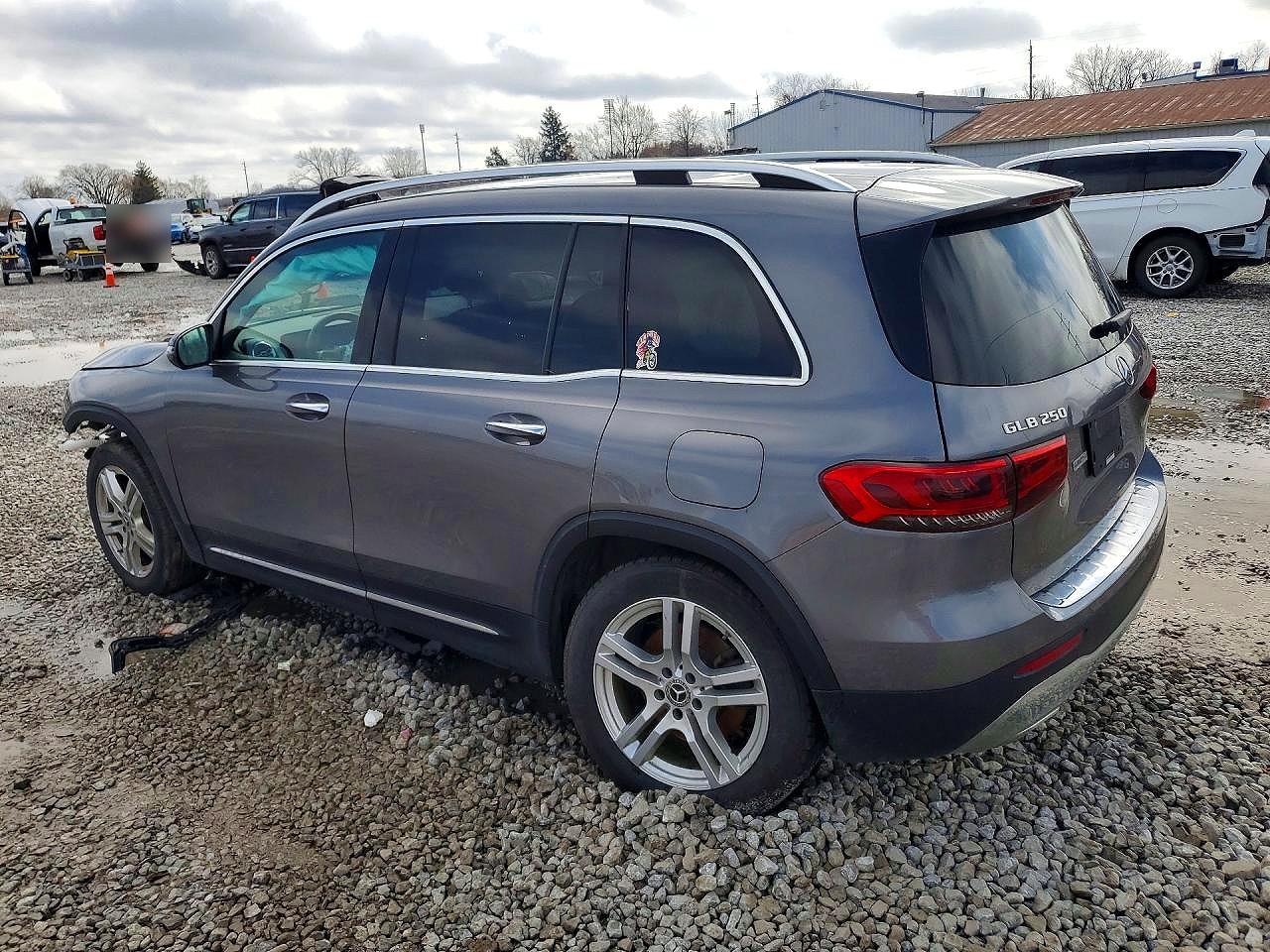 Mercedes-Benz GLB 250 4matic