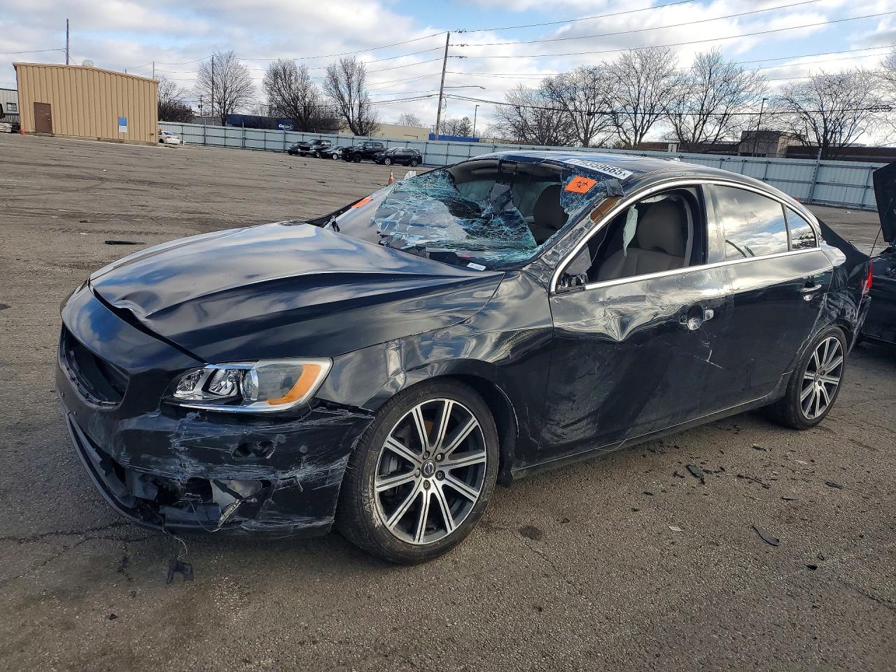 Salvage Volvo S60 Image