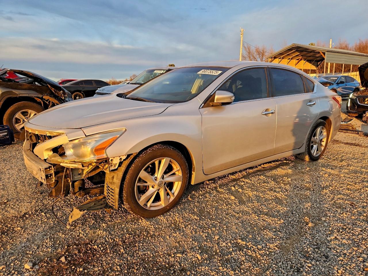 Salvage Nissan Altima Image