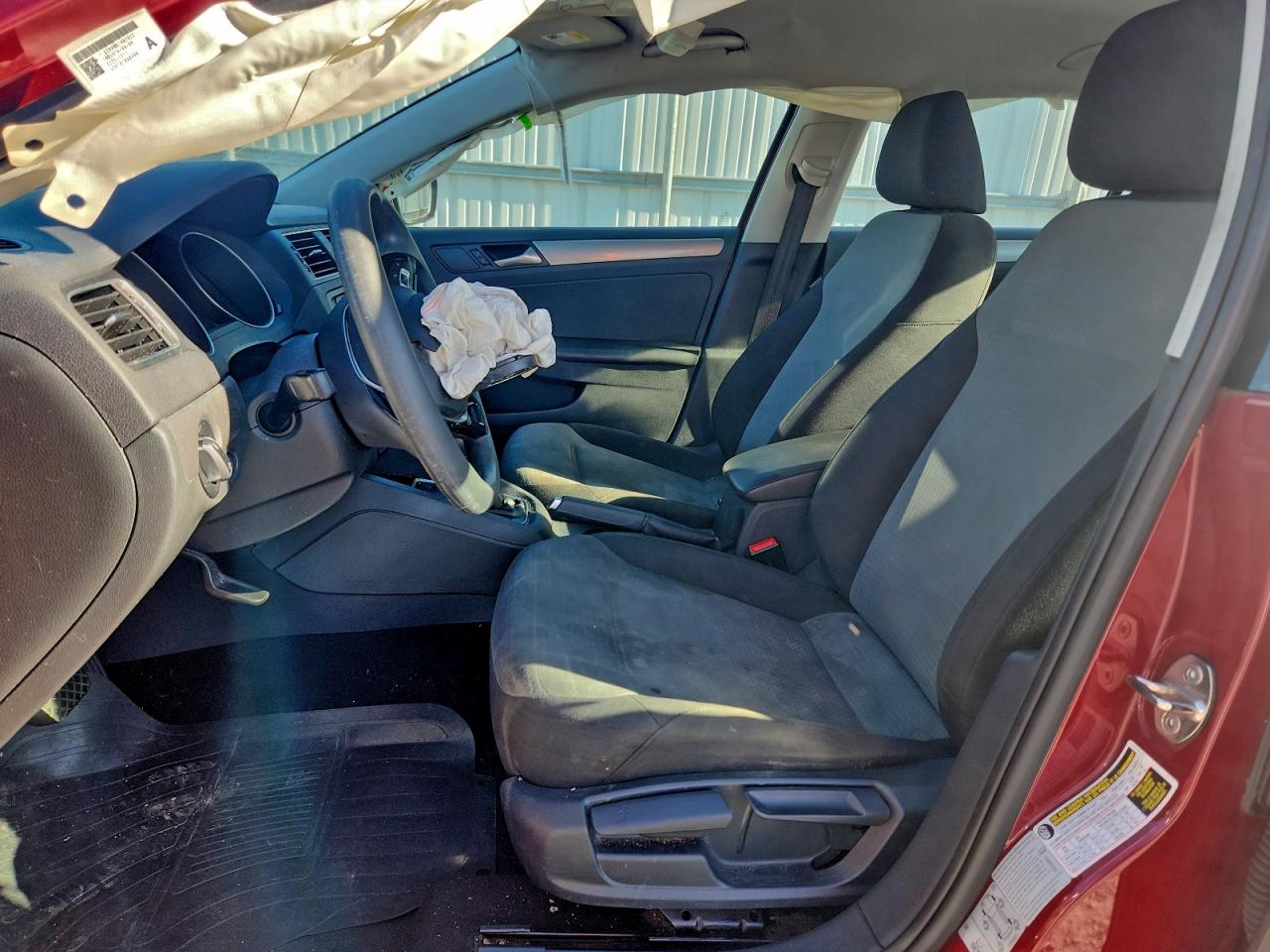 Volkswagen Jetta S