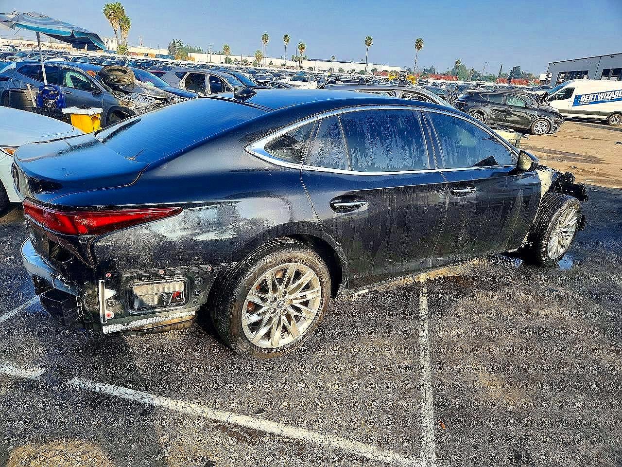 Lexus LS Base
