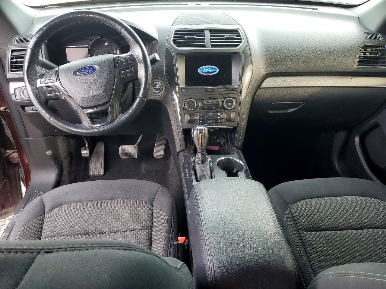 Ford Explorer Xlt