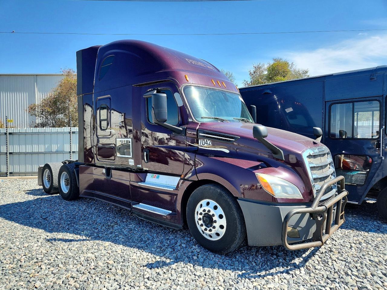 Freightliner Cascadia 126