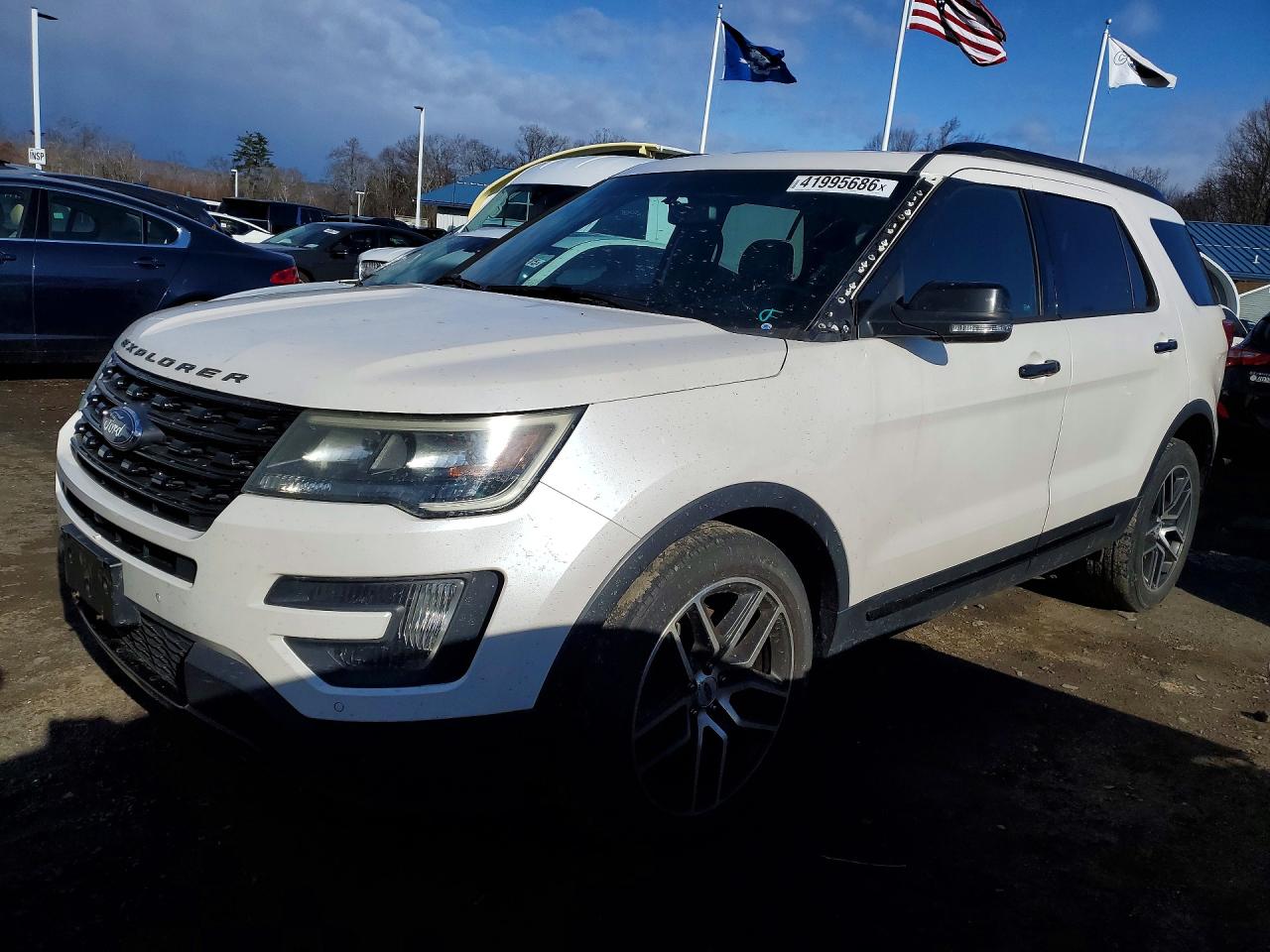 Salvage Ford Explorer Image