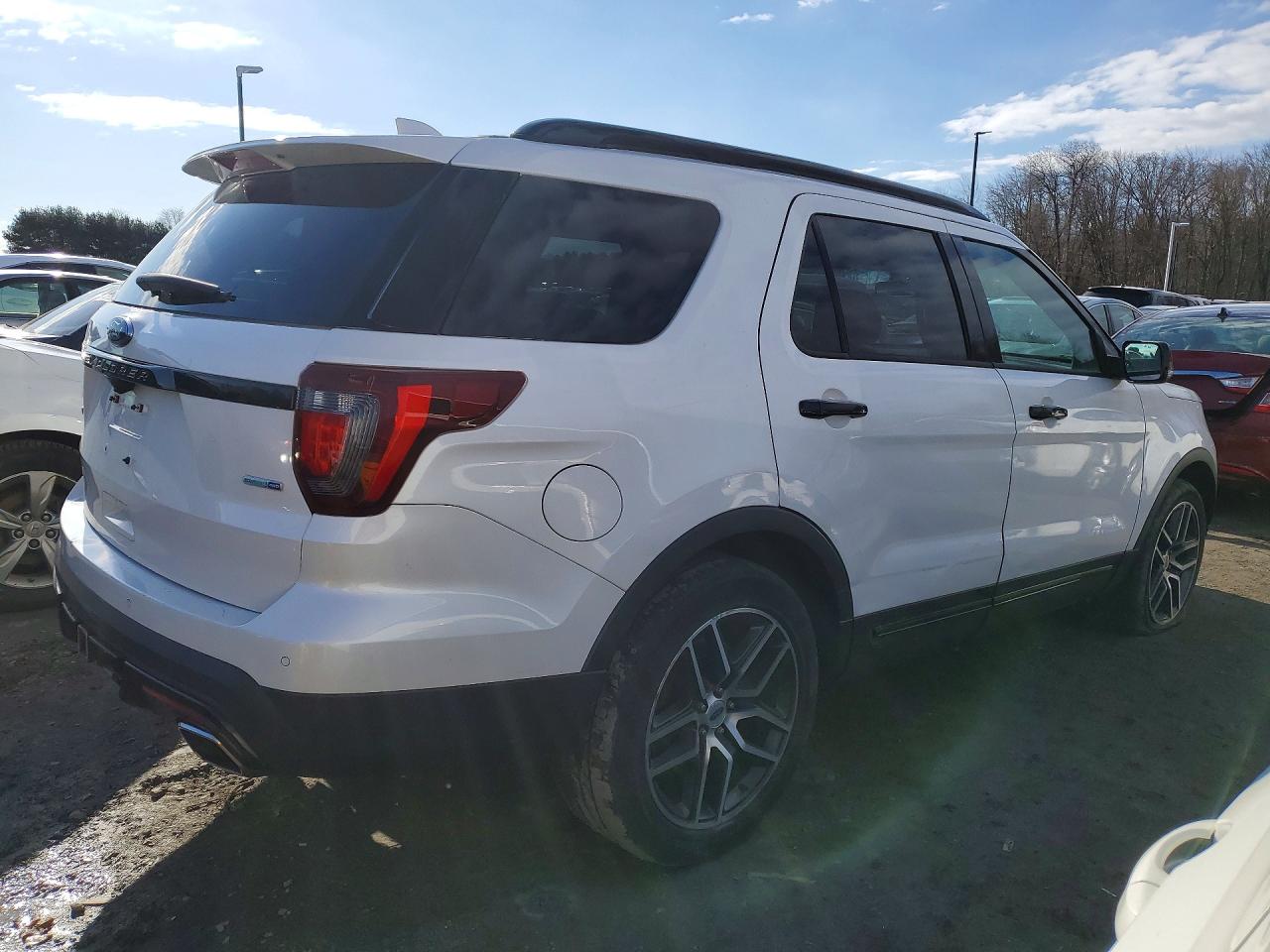 Ford Explorer Sport