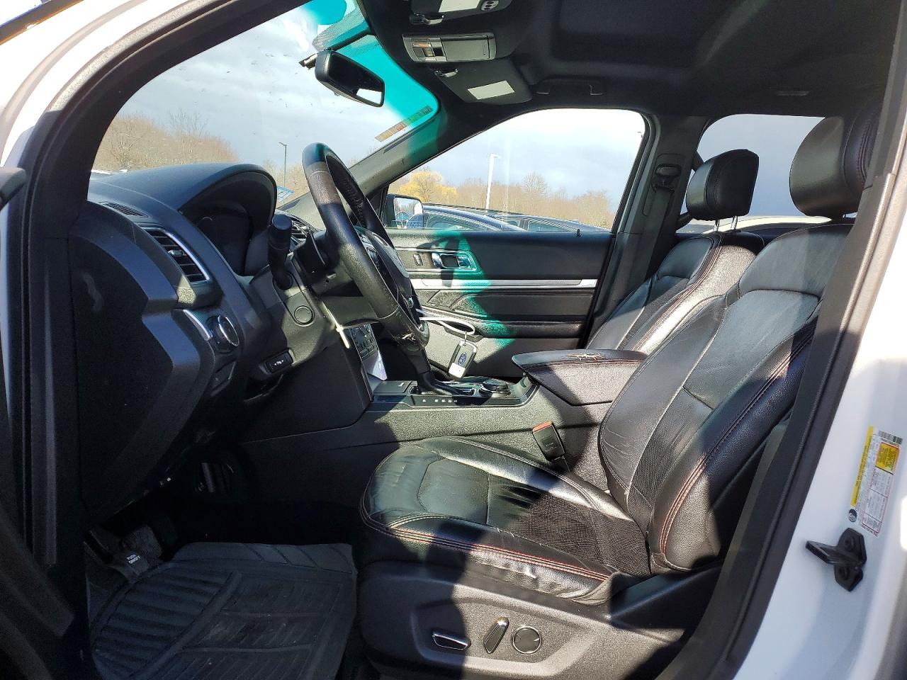 Ford Explorer Sport