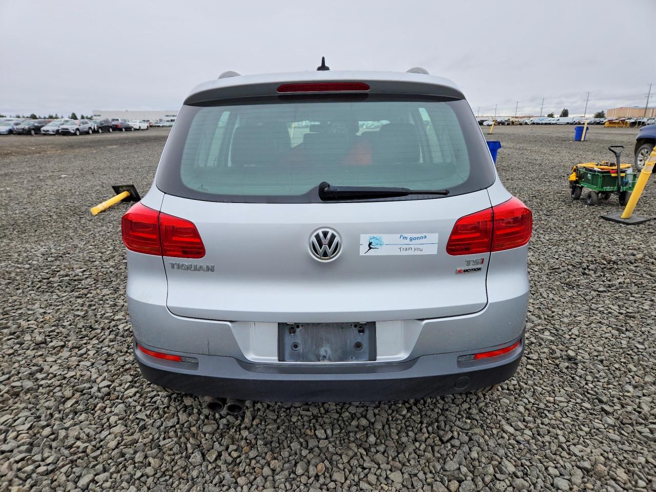 Volkswagen Tiguan S