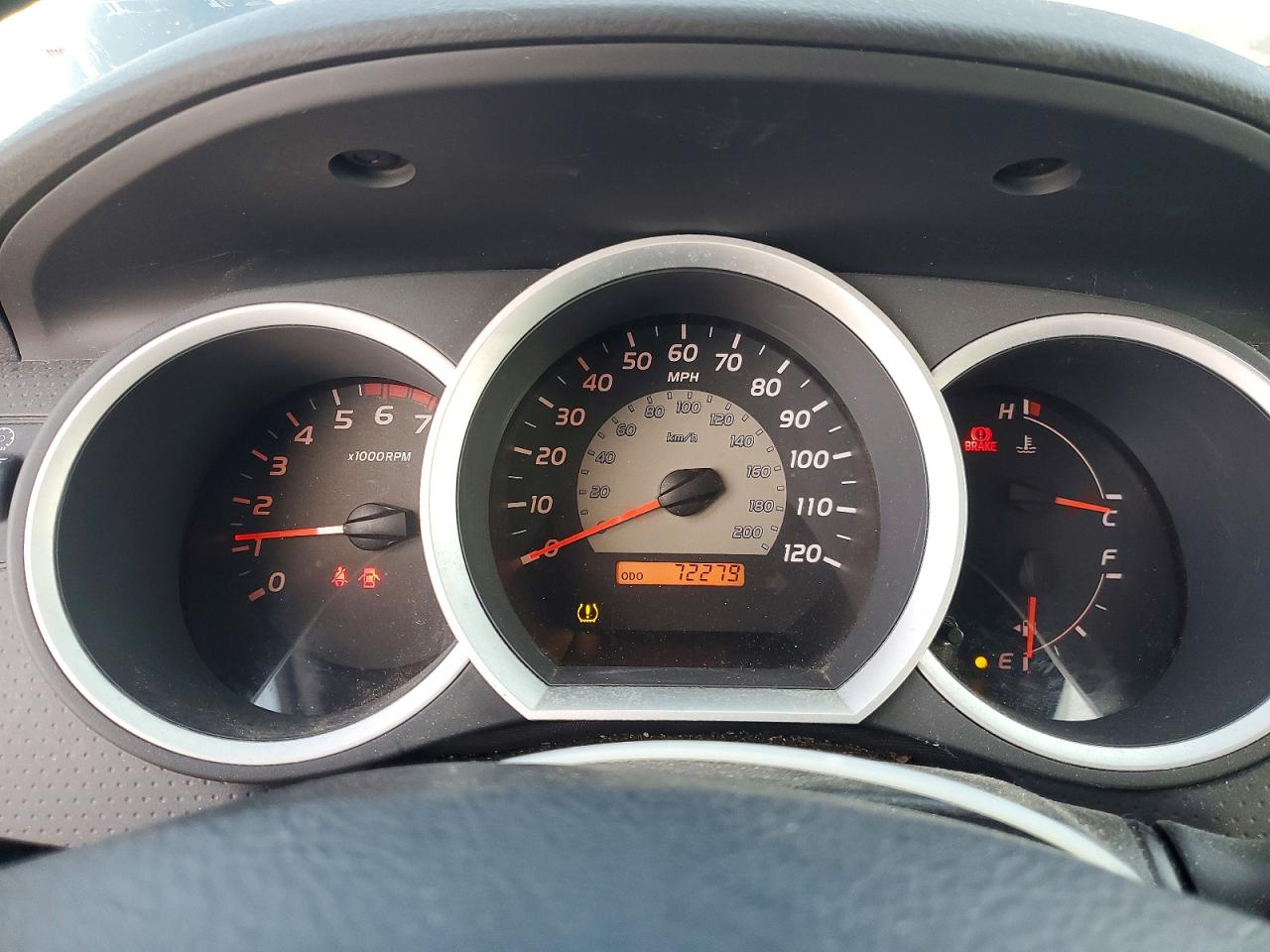 Toyota Tacoma Base