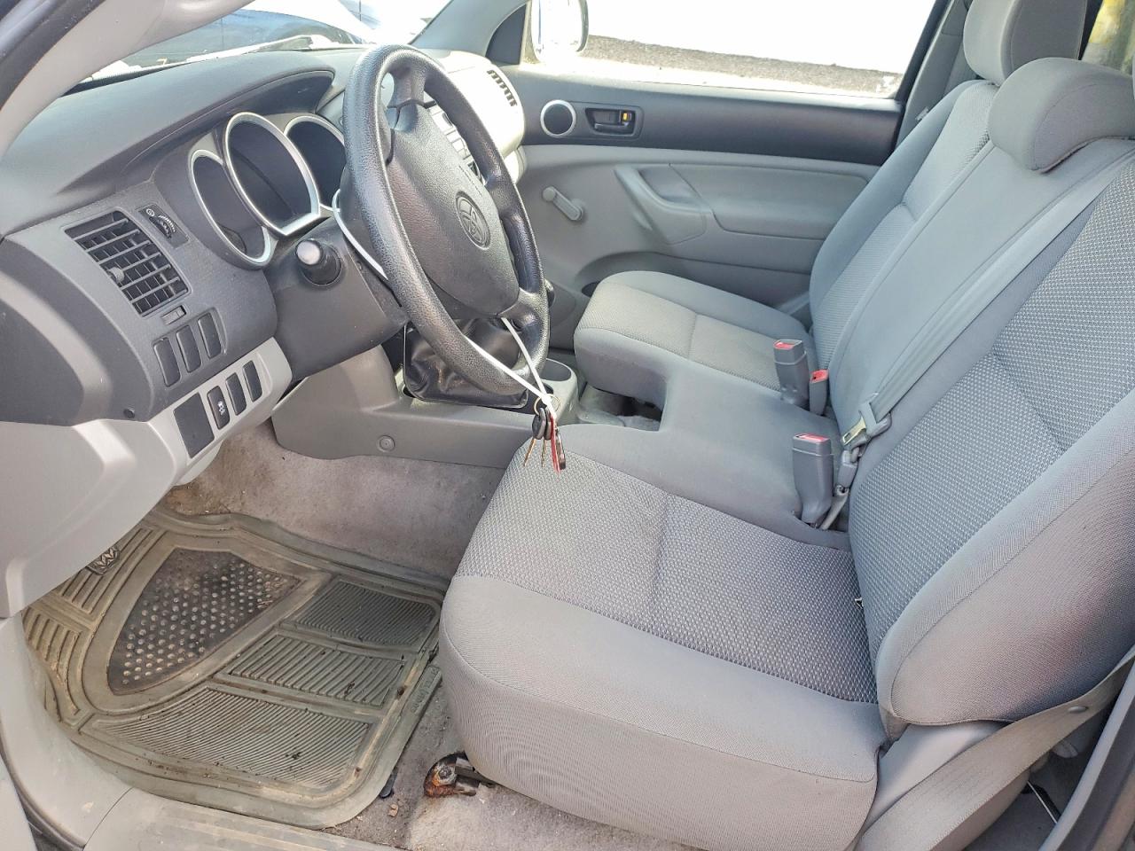 Toyota Tacoma Base