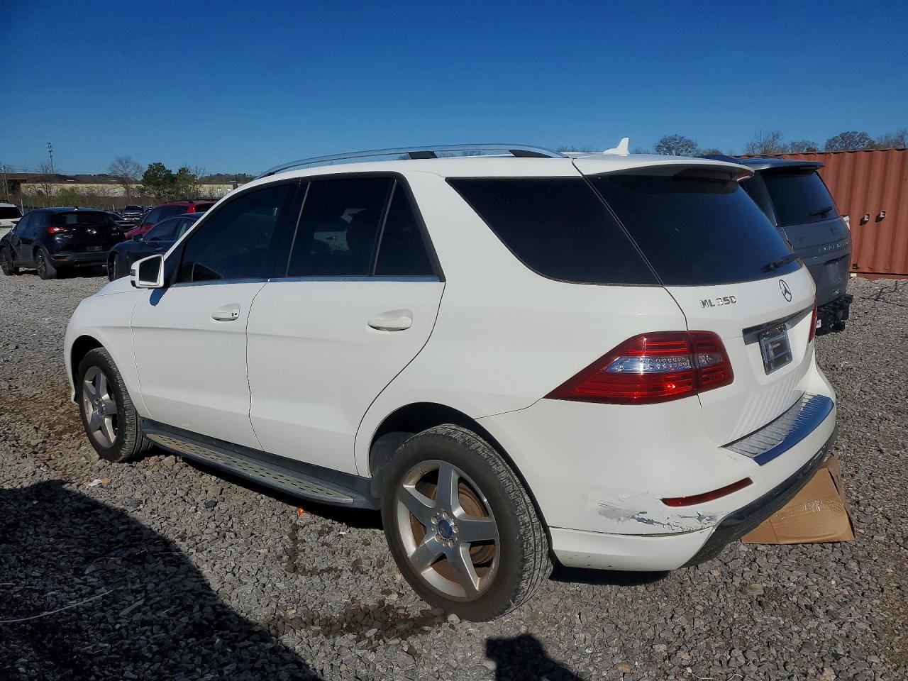 Mercedes-Benz M-Class 350