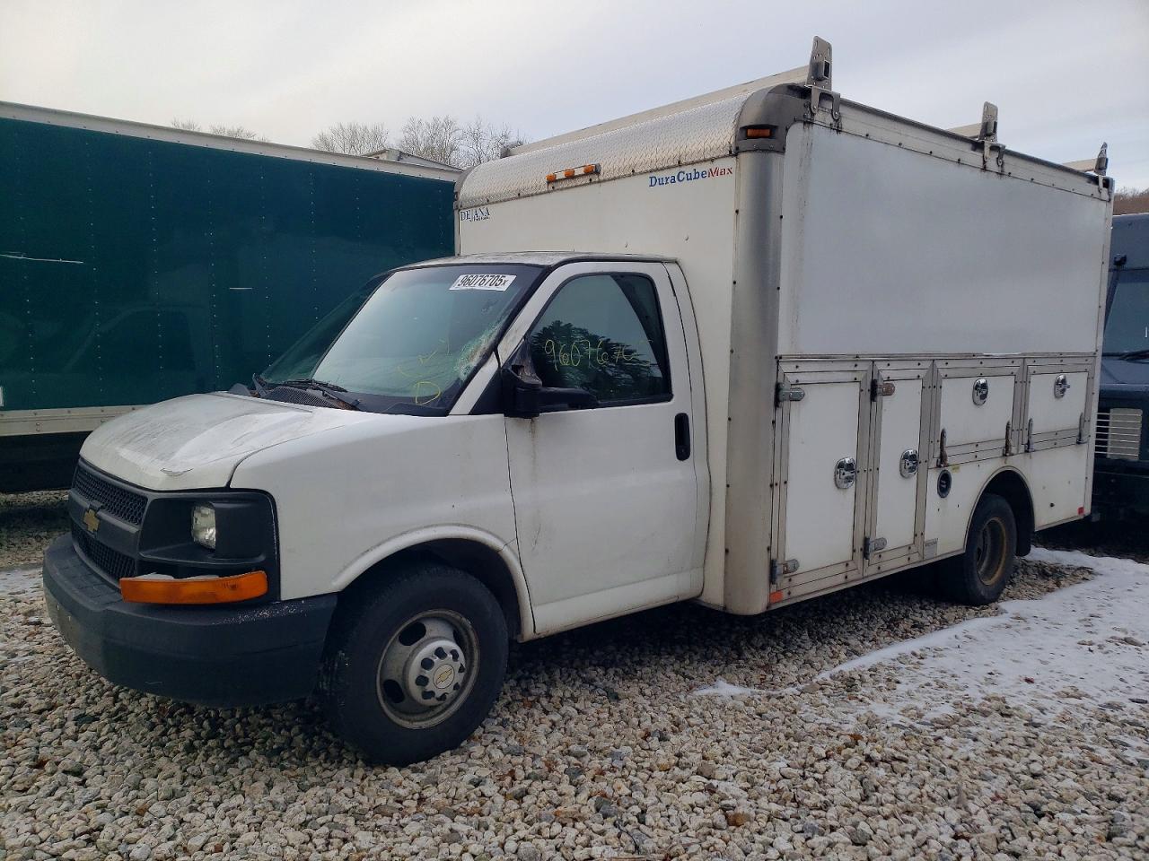 Salvage Chevrolet Express Image
