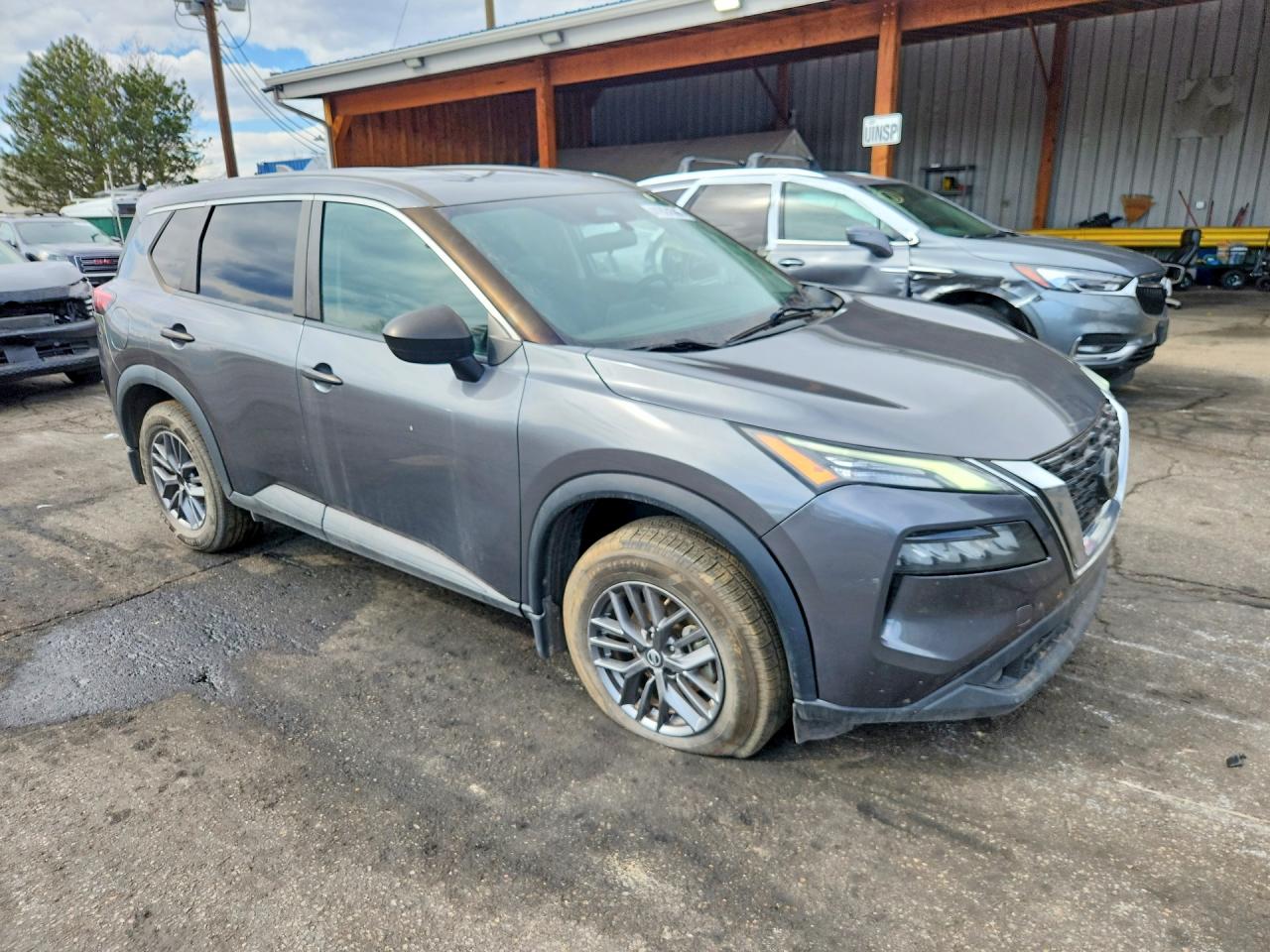 Nissan Rogue S