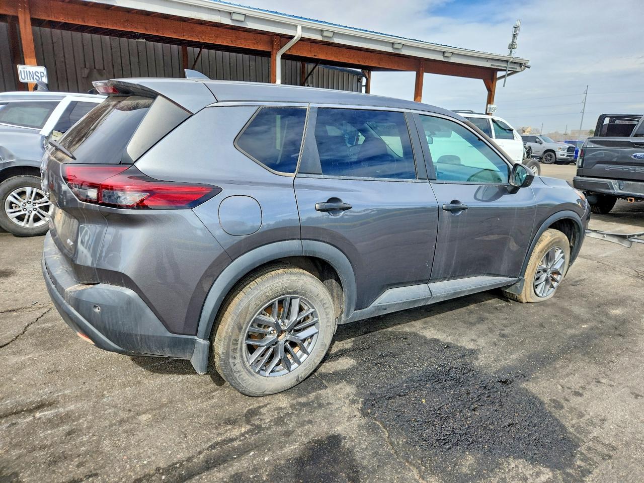 Nissan Rogue S