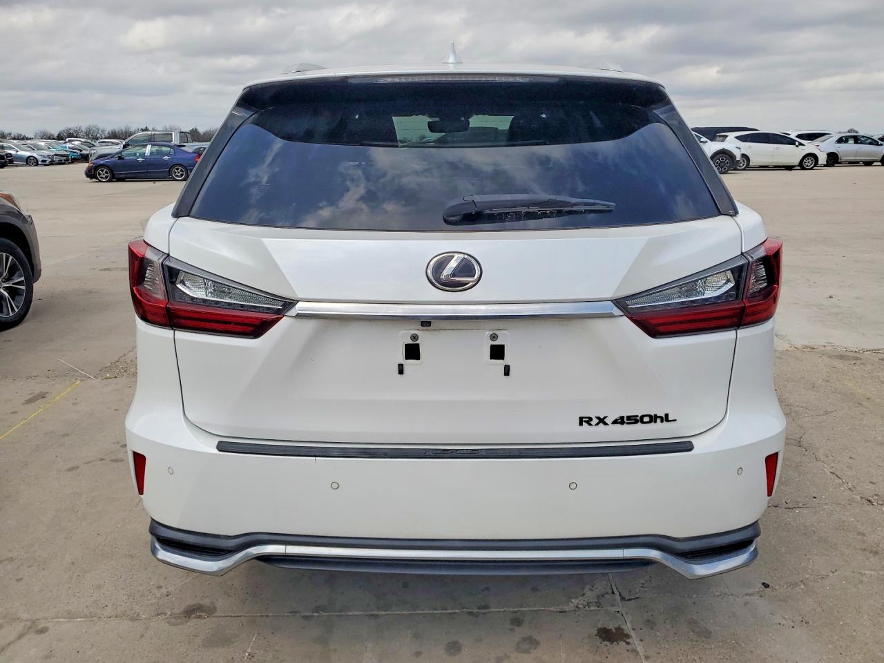 Lexus RX Base