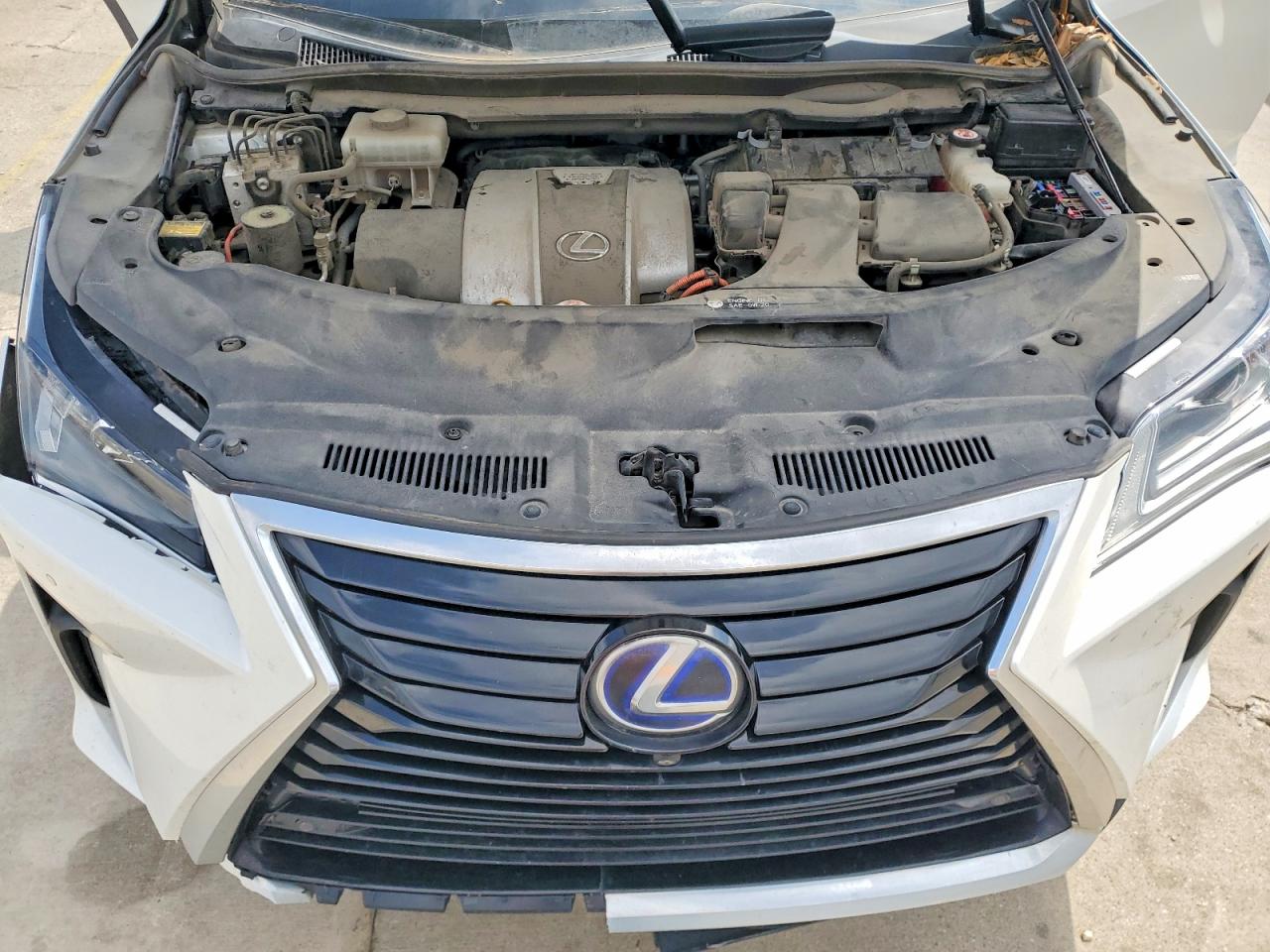 Lexus RX Base