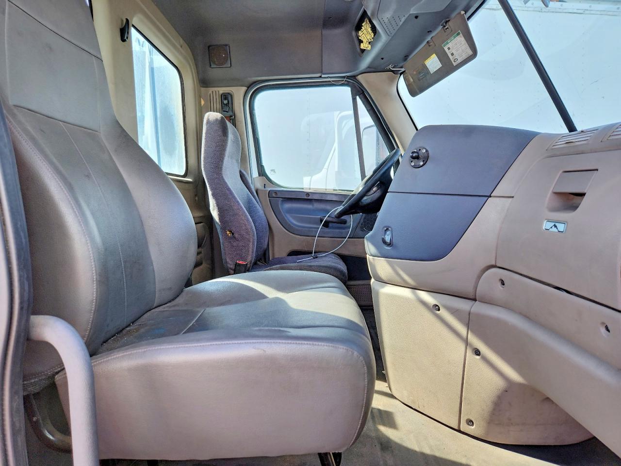 Freightliner Cascadia 1