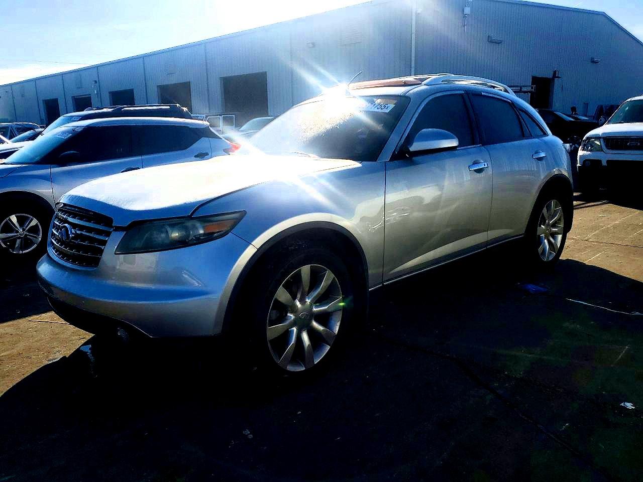 Salvage INFINITI Fx Image