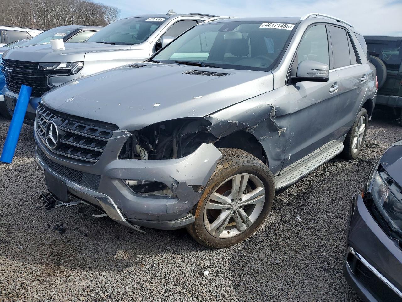 Salvage Mercedes-Benz M-Class Image