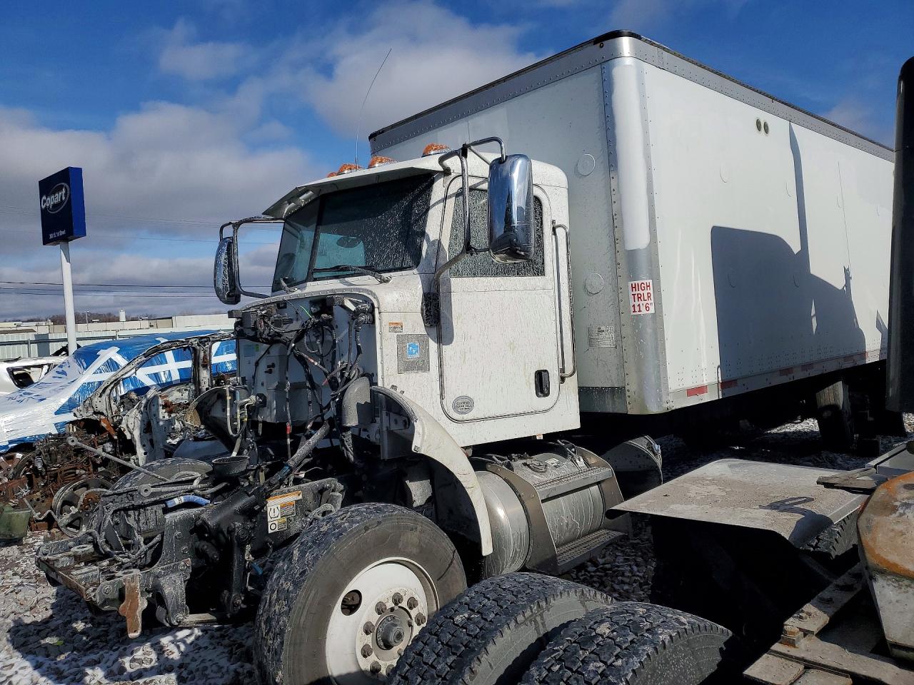 Salvage Peterbilt 348 Image
