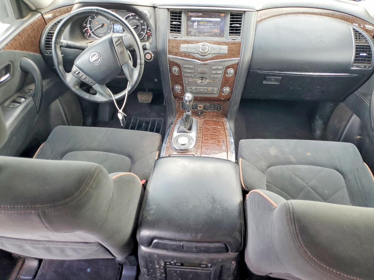 Nissan Armada Sv