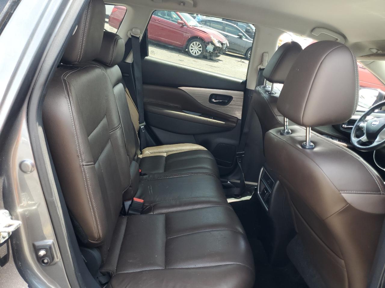 Nissan Murano S
