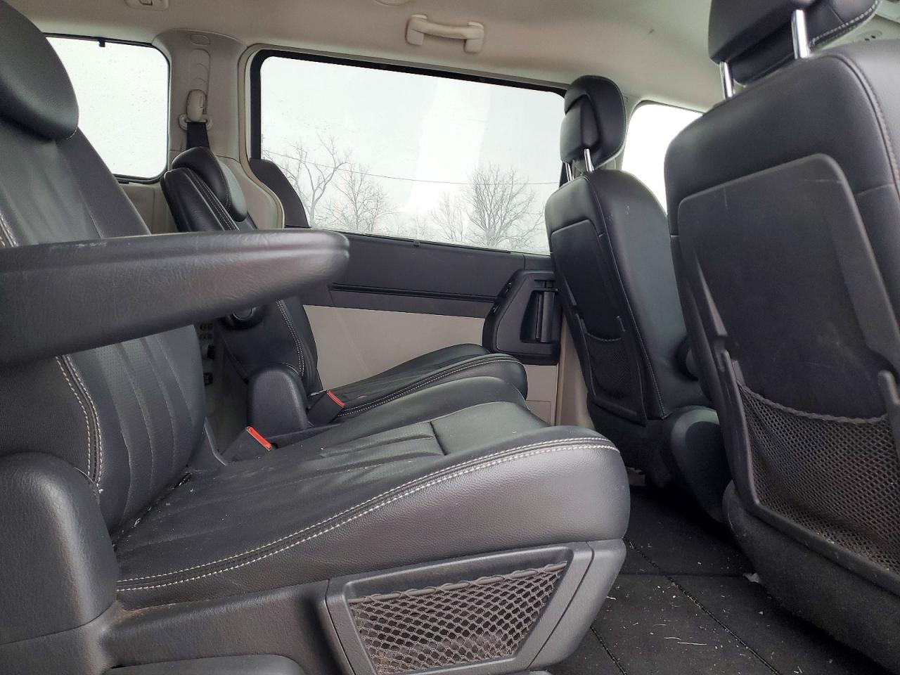 Chrysler Minivan Touring Plus