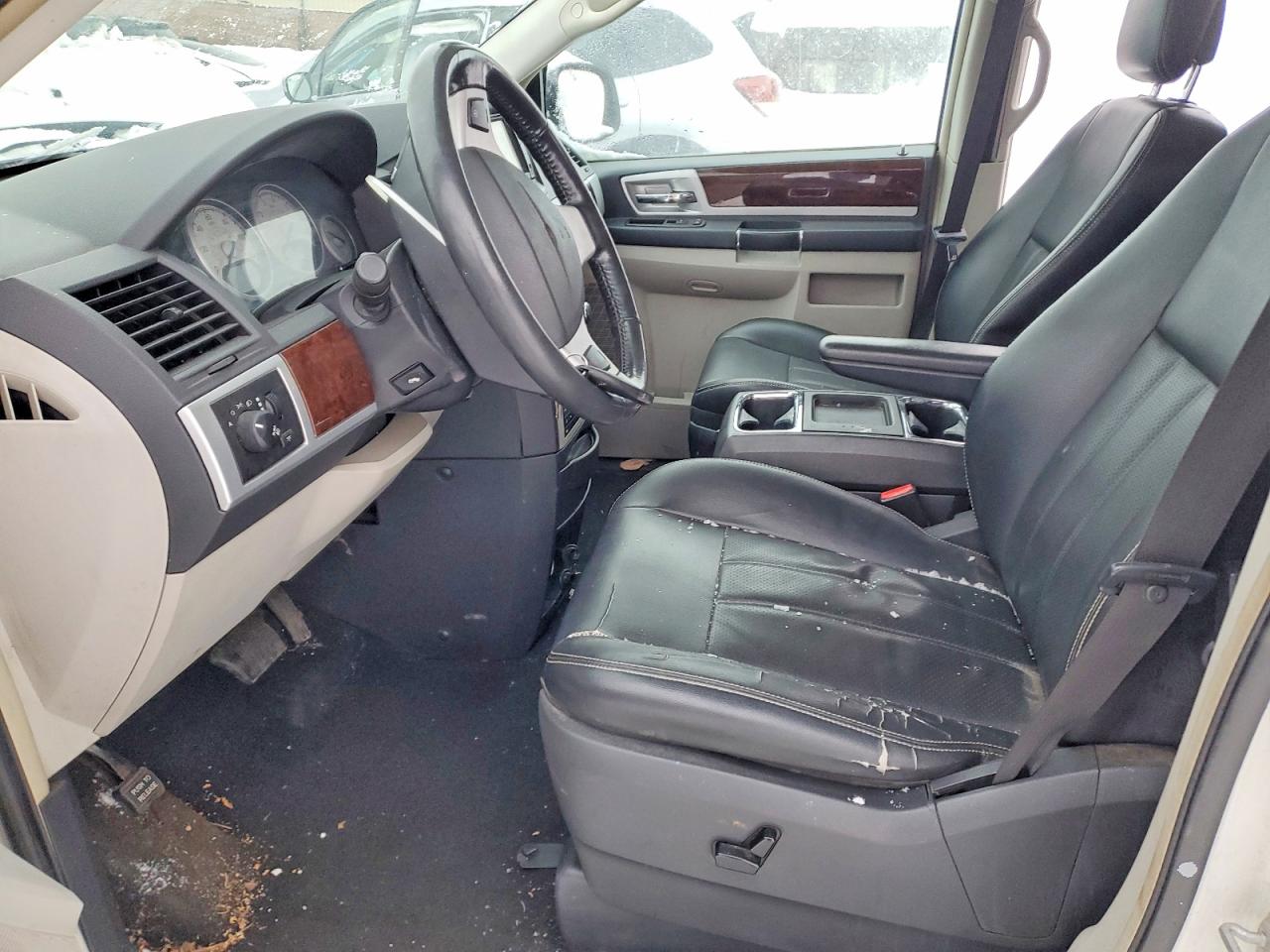 Chrysler Minivan Touring Plus