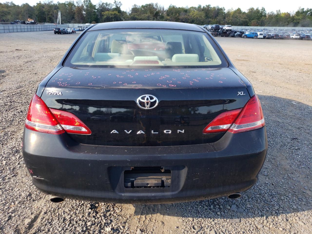 Toyota Avalon Xl