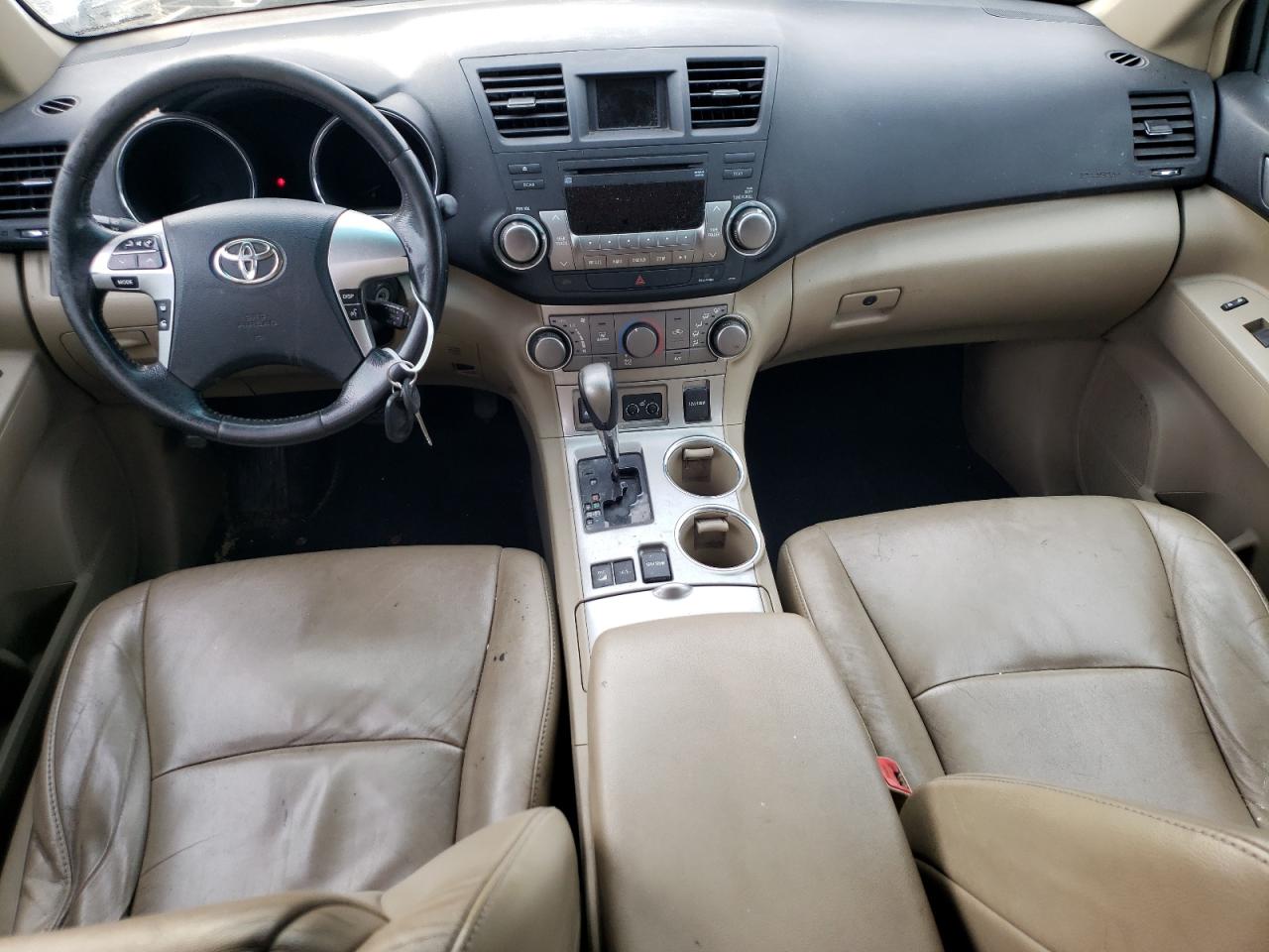 Toyota Highlander Base