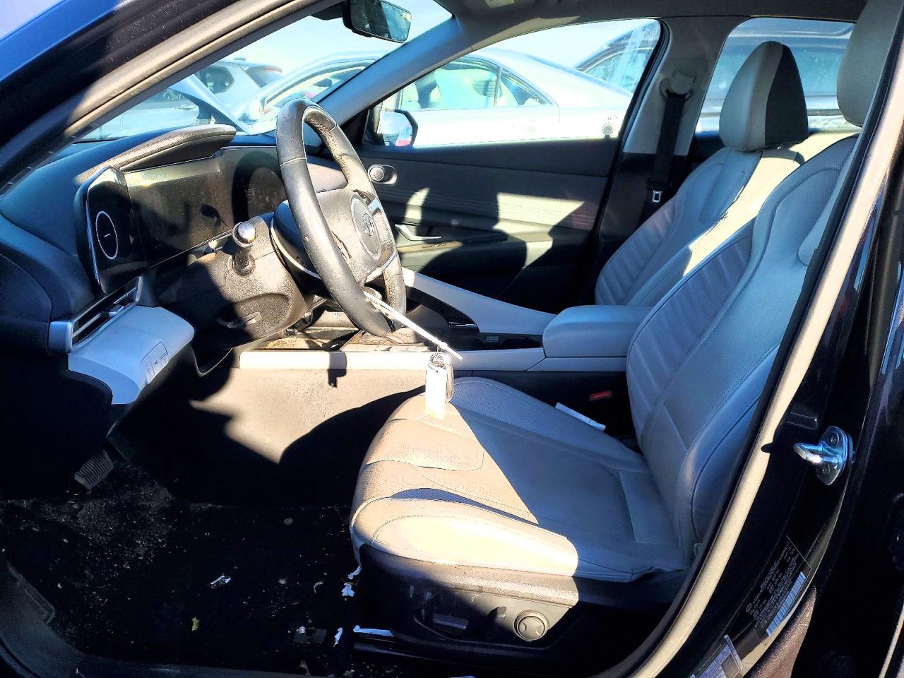 Hyundai ELANTRA Limited