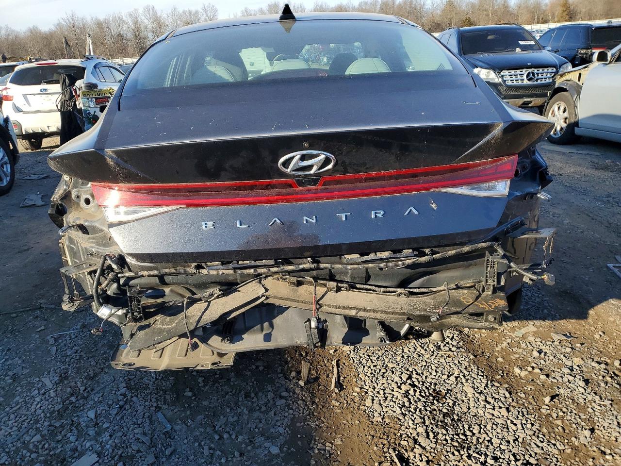 Hyundai ELANTRA Limited
