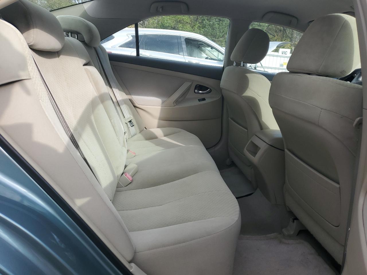 Toyota Camry Base