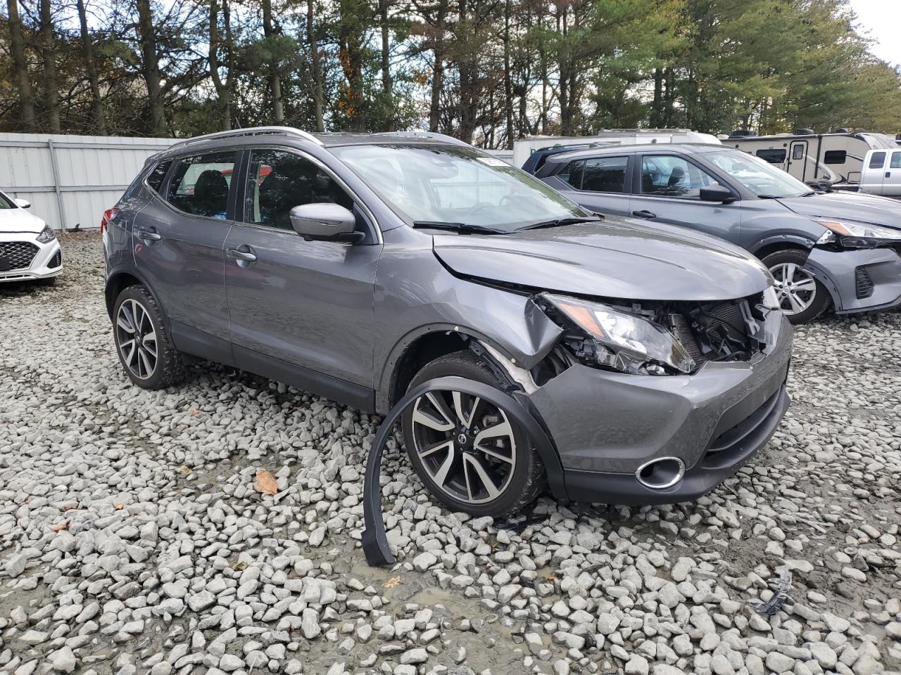 Nissan Rogue S