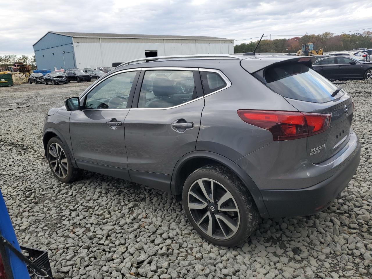 Nissan Rogue S