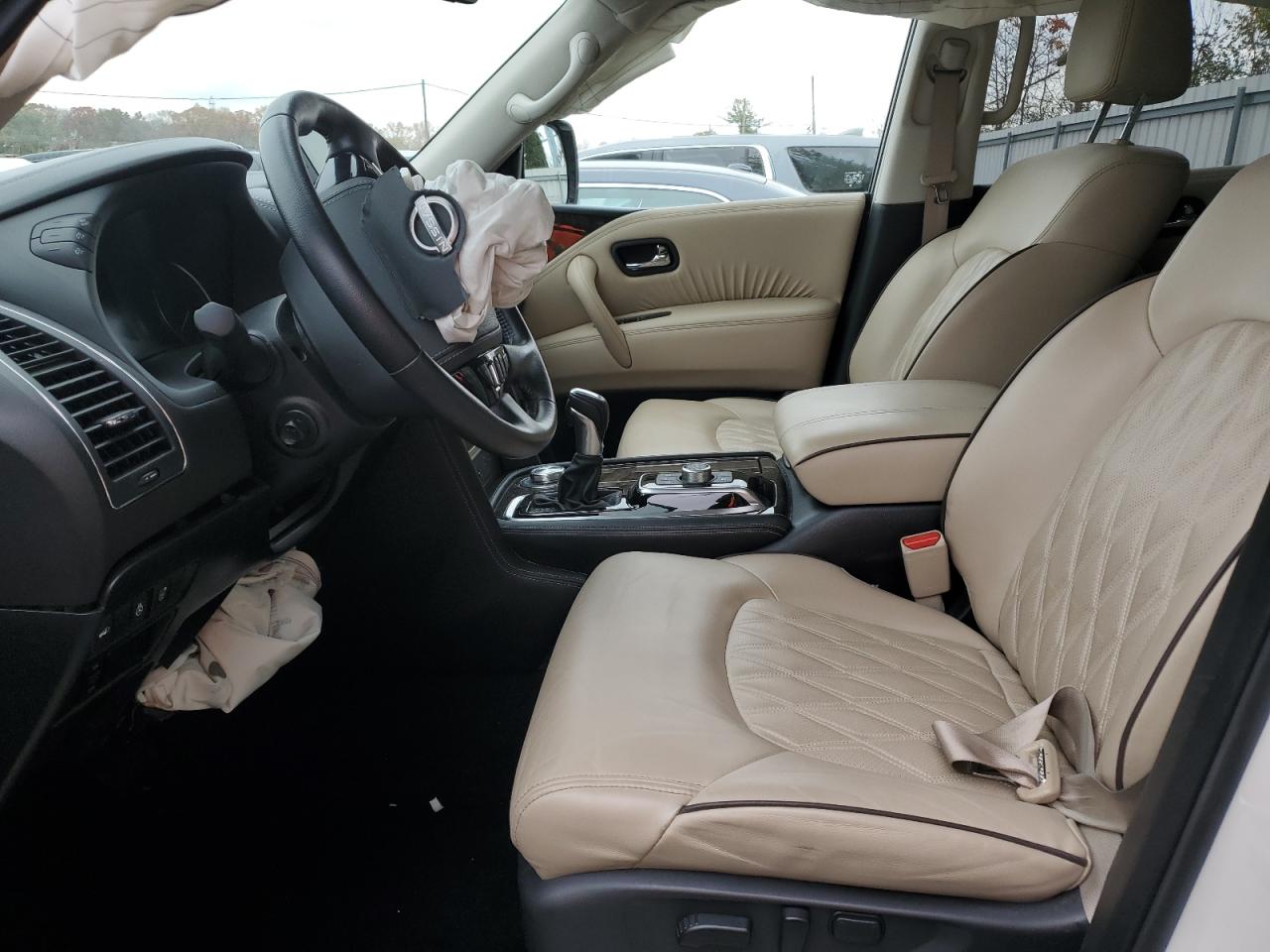 Nissan Armada Platinum