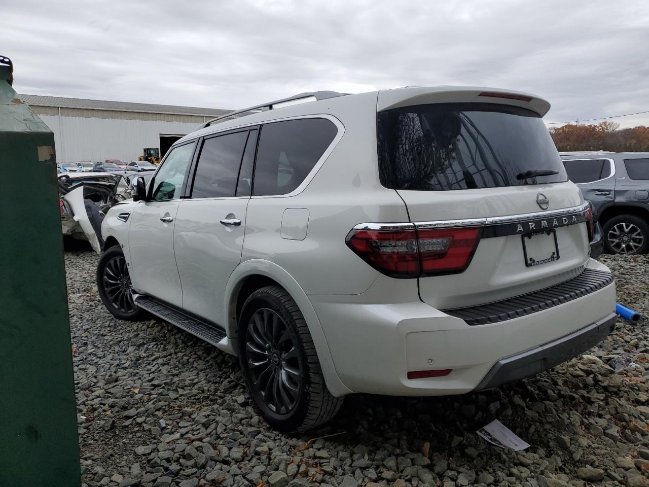 Nissan Armada Platinum